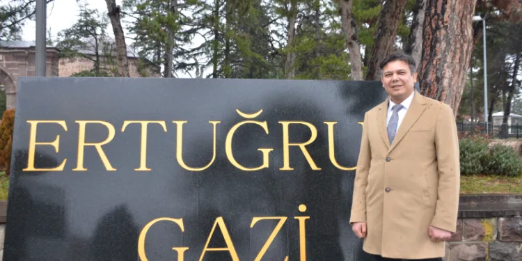 Ertuğrul Gazi Türbesi’ndeki ‘Saygı Nöbeti’ değiştirildi