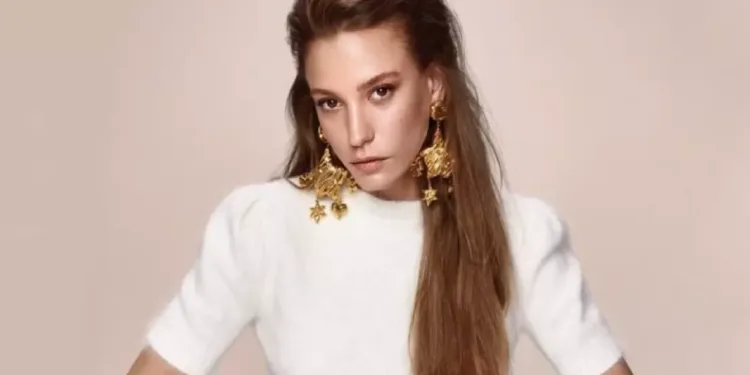 Serenay Sarıkaya ifadeye çağrıldı