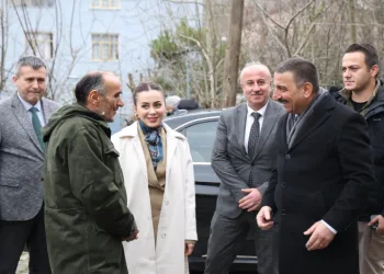 Hacıbektaşoğlu, Örmeci köyünde vatandaşların taleplerini dinledi