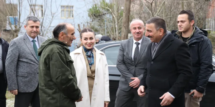 Hacıbektaşoğlu, Örmeci köyünde vatandaşların taleplerini dinledi