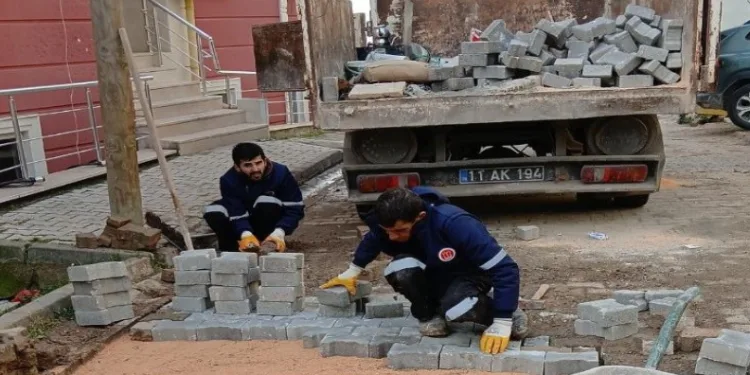 Bilecik’te alt ve üst yapı çalışmaları sürüyor