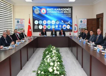 İstişare toplantısına katıldı