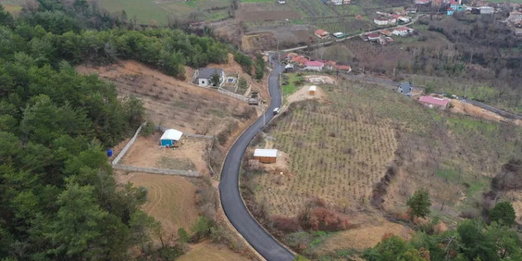 Geyve’nin iki mahallesi sil baştan yenilendi