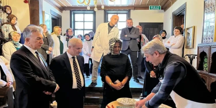 Kütahya’da geri dönüşüm ve sanat buluştu