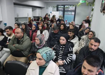 Diyarbakır’da otizmli çocukların ailelerine seminer