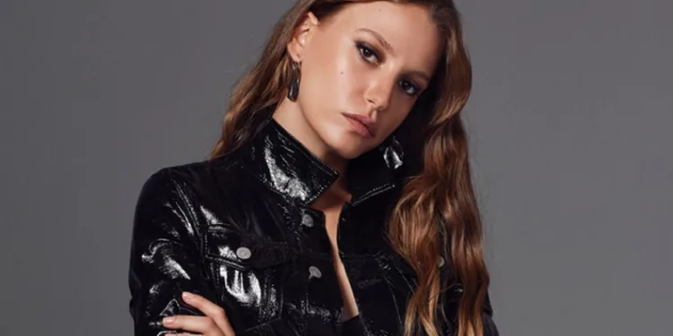 serenay-sarıkaya-ayşe-barım-mert-demir-