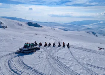 Uzungöl’ün zirveleri kış sporları için yeni cazibe