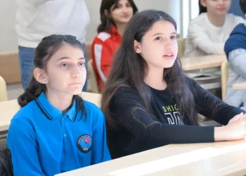 Bahçetepe’den karne hediyesi