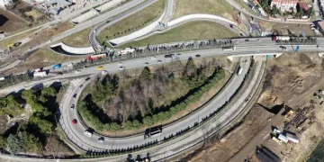 Yeşilkent Kavşağı’nda trafik akışı değişikliği
