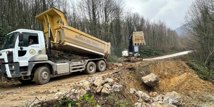 Akçakoca Subaşı Köyü’nde heyelan çalışması tamamlandı