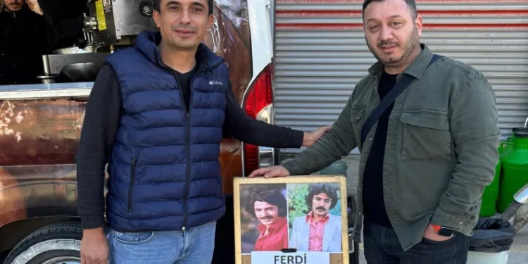 Hayranları, Ferdi Tayfur için lokma döktürdü