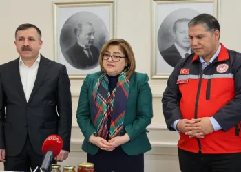 Arı yetiştiricileri için Gaziantep’te yeni bir tesis kuruluyor