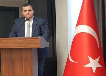 “Özel okul fiyatlarına bakanlık seyirci kalıyor”