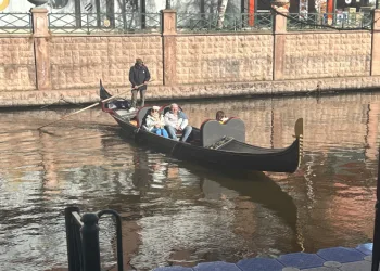 Güneşli havanın etkisiyle gondollarda yoğunluk oluştu