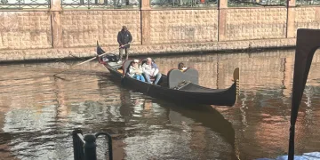 Güneşli havanın etkisiyle gondollarda yoğunluk oluştu