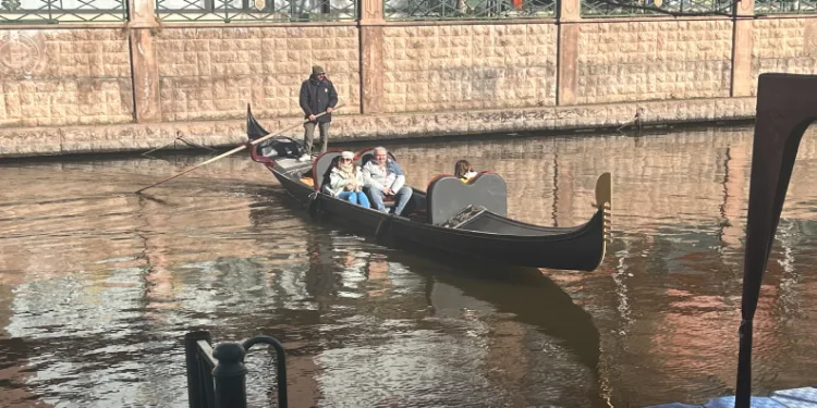 Güneşli havanın etkisiyle gondollarda yoğunluk oluştu