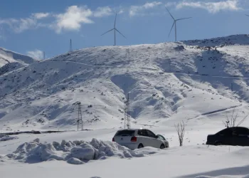 Bitlis’te 27 köy yolunu ulaşıma kapandı