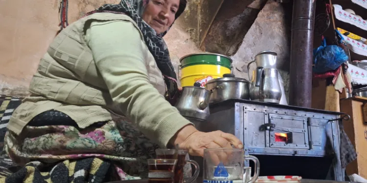 Eşinin vefatıyla baba evine döndü