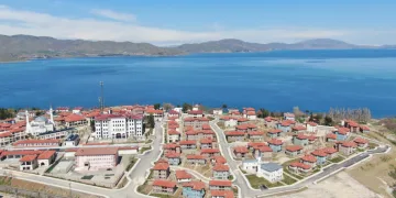 Elazığ’da 27 bin konut teslim edildi