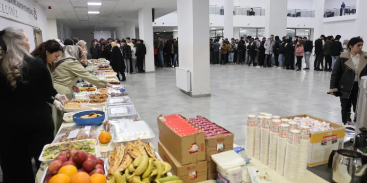 50 çeşit lezzet öğrencilere moral oldu