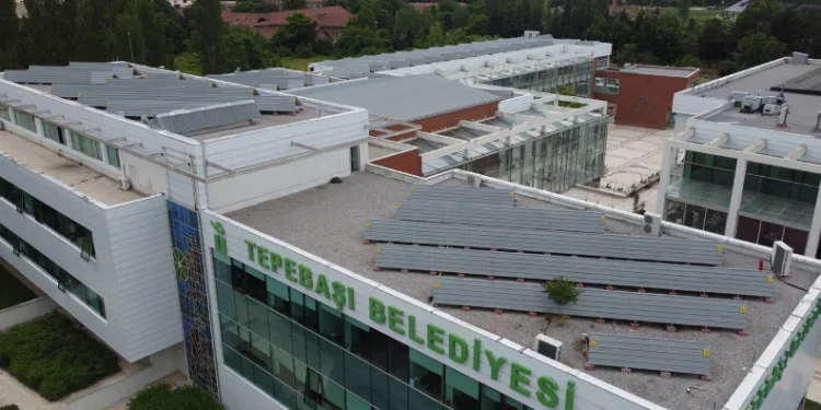 2024’te 1 milyon 745 bin liralık elektrik üretti