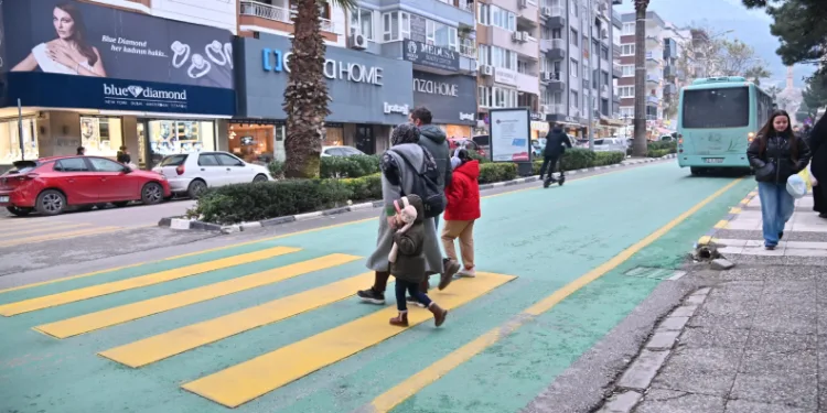 Kırmızı Yol yerine Yeşil Yol