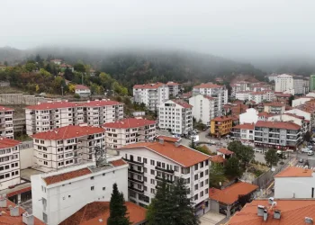 Ankara’da sis etkili oldu