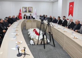 İçişleri Bakan Müşaviri, alevi kanaat önderleriyle bir araya geldi