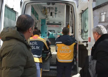 Mersin’de uyuşturucu ve silah ticareti yapan 3 şüpheli tutuklandı