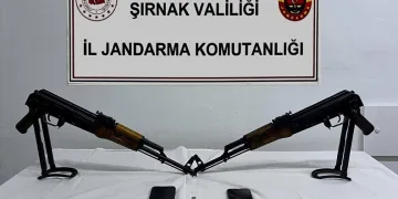 Yakıt deposundan litrelerce uyuşturucu çıktı