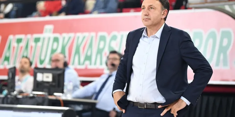 TOFAŞ Başantrenörü Orhun Ene Karşıyaka maçını değerlendirdi