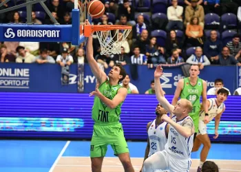 TOFAŞ Fiba Europe Cup’ta çeyrek finali garantilemek istiyor