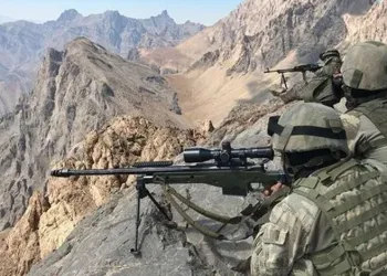Suriye Devlet Başkanı eş-Şara’dan ilk ulusa sesleniş konuşması: “Kapsamlı bir geçiş hükümeti kurmak için çalışacağız”