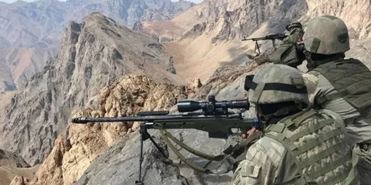 Suriye Devlet Başkanı eş-Şara’dan ilk ulusa sesleniş konuşması: “Kapsamlı bir geçiş hükümeti kurmak için çalışacağız”
