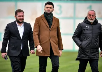 Bursaspor Başkanı Enes Çelik’ten tam destek