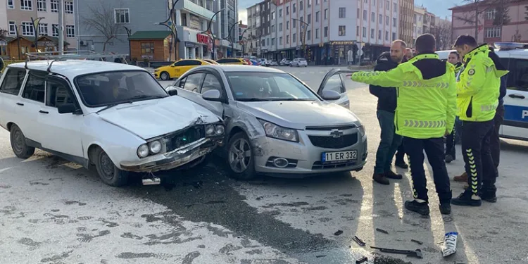 Pendik’te ruhsatsız silah operasyonu: 2 şüpheli yakalandı