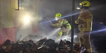 Susurluk’ta okul bahçesindeki odunlukta yangın çıktı