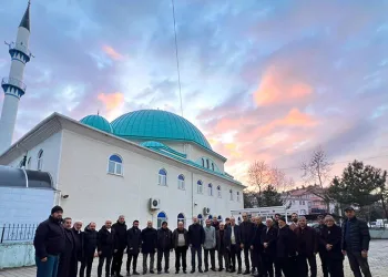 Bereket sofrası Erenler Camisinde kuruldu