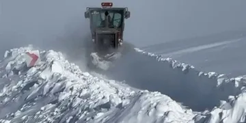 Sivas’ta kar ulaşımı aksattı
