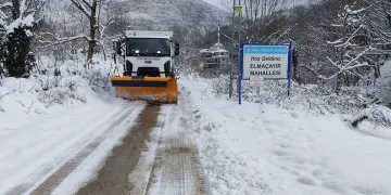 İnegöl Belediyesi, 80 personel 20 araçla sahada