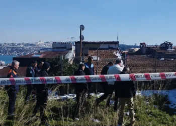 Tamir etmek istediği tırın altında kalmıştı: Son yolculuğuna uğurlandı