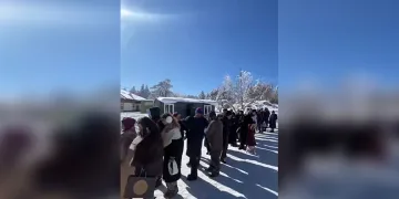 ‘Dur’ ihtarına uymadı jandarmaya çarptı