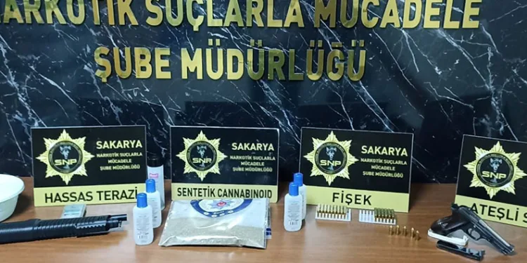 Polisten dört ayrı uyuşturucu operasyonu: 16 gözaltı