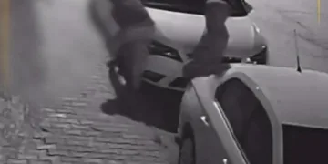 Batman’da otomobil farlarını çalan 2 kişi tutuklandı