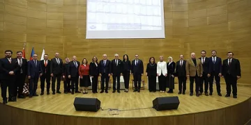 TBMM Başkanı Kurtulmuş, Türkmenistan Meclis Başkanı Gulmanova ile görüştü