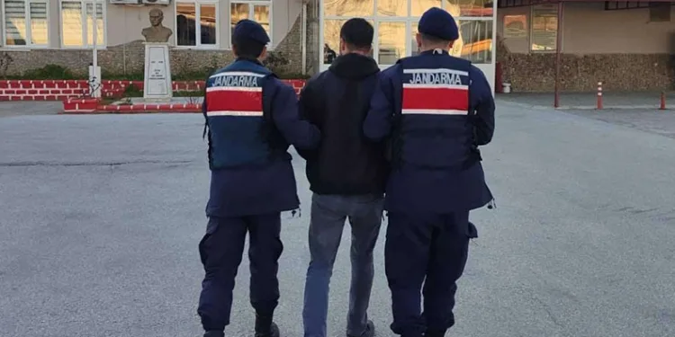 Silahlı yağma suçundan aranan şahıs Nazilli’de yakalandı