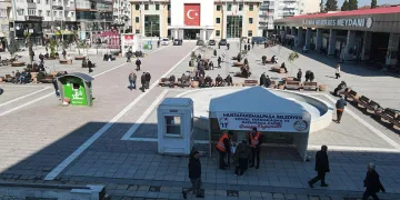 Ramazan bereketi yardım çadırı ile büyüyor