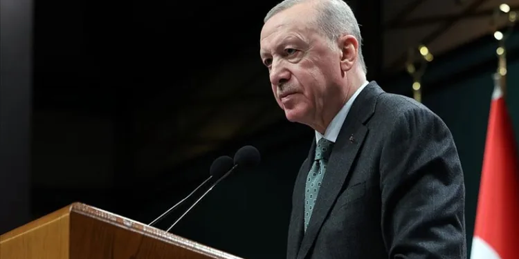 ”Ayağını denk almazsa denk getirmesini biliriz”