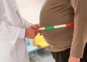 Obezite ve Mide Ameliyatları Yaşam Rehberi’nde masaya yatırıldı