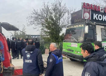 Lokanta minibüslere operasyon